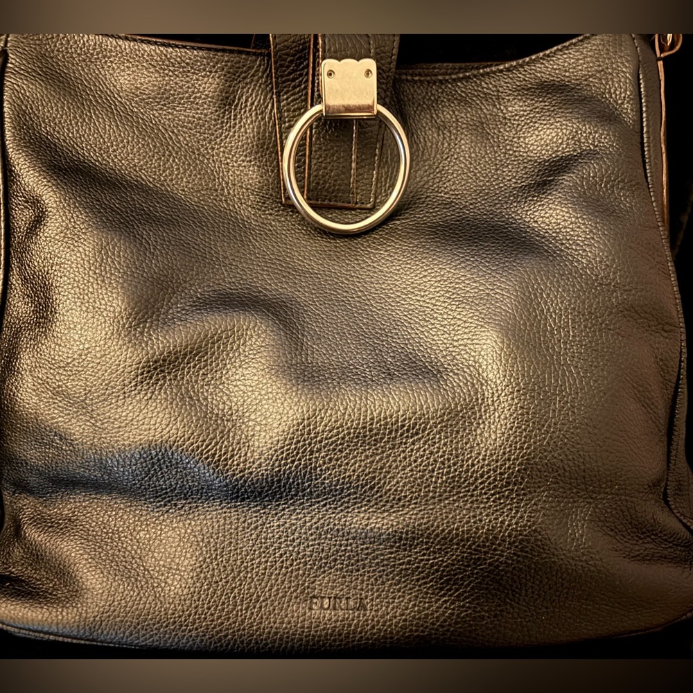 Furla Y2K vintage pebbled leather slouch hobo bag.
